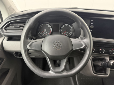 Volkswagen Transporter 2.0TDi 150PK Lang Achterdeuren | Led | Navigatie | Multimedia | Airco | Cruise foto 14