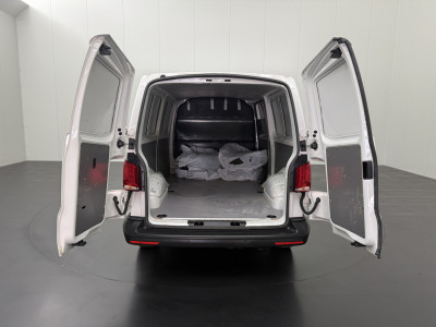 Volkswagen Transporter 2.0TDi 150PK Lang Achterdeuren | Led | Navigatie | Multimedia | Airco | Cruise foto 4