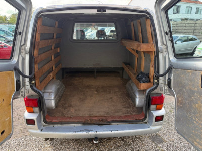 Volkswagen Transporter 2.5 TDI 102PK,04-2002,226799m,Dub Cabine.2195,- foto 13