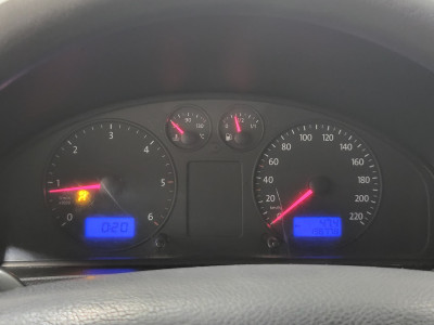 Volkswagen Transporter 2.5TDI L2/H1 Dubbele Cabine Apk tot 22-6-2027! foto 11