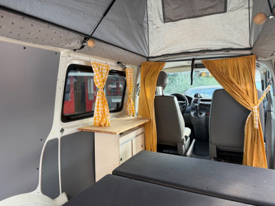 Volkswagen Transporter T5,KAMPEERBUS,1.9TDi,2004,195221km foto 9