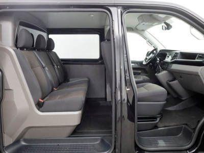 Volkswagen Transporter T6.1 2.0 TDI 110pk Lang D.C. Comfortline Airco/Navi/Camera 03-2021 3