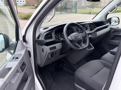 Volkswagen Transporter T6.1 2.0 TDI 146KW Euro6 4Motion DSG7  L1 â 3-zits â trekhaak 2500KG âkasteninbouw foto 13