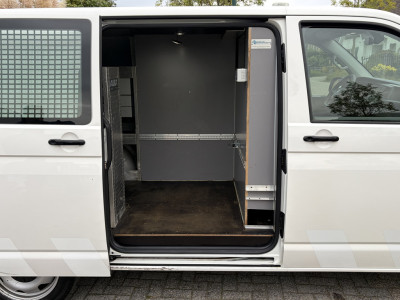 Volkswagen Transporter T6.1 2.0 TDI 146KW Euro6 4Motion DSG7  L1 â 3-zits â trekhaak 2500KG âkasteninbouw foto 20