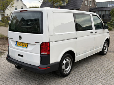 Volkswagen Transporter T6.1 2.0 TDI 146KW Euro6 4Motion DSG7  L1 â 3-zits â trekhaak 2500KG âkasteninbouw foto 4