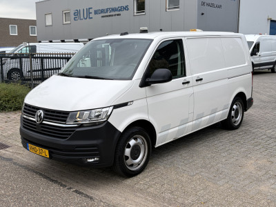 Volkswagen Transporter T6.1 2.0 TDI 146KW Euro6 4Motion DSG7  L1 â 3-zits â trekhaak 2500KG âkasteninbouw foto 5