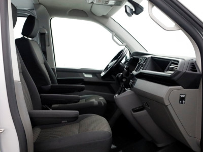 Volkswagen Transporter T6.1 2.0 TDI 150pk DSG-Automaat L1H1 D.C. Highline Airco/Navi/Camera 04-2024 foto 11
