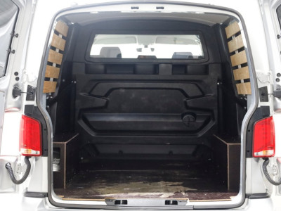 Volkswagen Transporter T6.1 2.0 TDI 150pk DSG-Automaat L1H1 D.C. Highline Airco/Navi/Camera 04-2024 foto 13