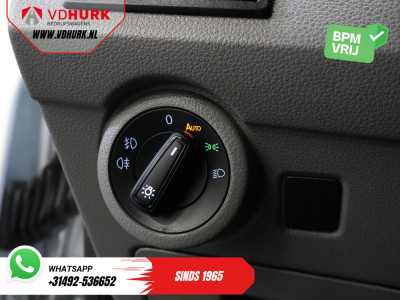 Volkswagen Transporter T6.1 2.0 TDI L2 150 pk Aut. LED/ Adapt.Cruise/ Carplay/ Standkachel/ Stoelverw./ Airco/ Camera/ PDC/ 16?LMV/ Trekhaak foto 18