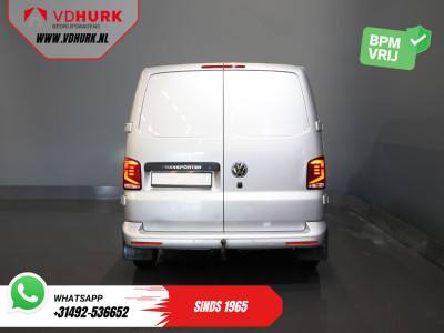 Volkswagen Transporter T6.1 2.0 TDI L2 150 pk Aut. LED/ Adapt.Cruise/ Carplay/ Standkachel/ Stoelverw./ Airco/ Camera/ PDC/ 16?LMV/ Trekhaak foto 6