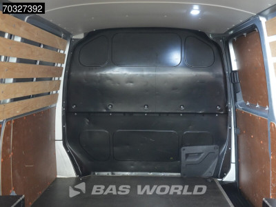 Volkswagen Transporter 110pk L2H1 Airco Trekhaak Parkeersensoren Euro6 L2 Airco Trekhaak 10