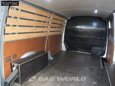 Volkswagen Transporter 110pk L2H1 Airco Trekhaak Parkeersensoren Euro6 L2 Airco Trekhaak 11