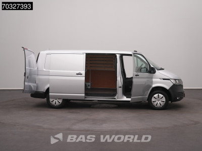 Volkswagen Transporter 110pk L2H1 Trekhaak CarPlay Airco Cruise L2 Airco Trekhaak foto 7