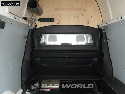 Volkswagen Transporter 150PK Automaat Hoog Dak Dubbel Cabine L2H2 Trekhaak Navi Airco Camera Parkeersensoren 230v Omvormer Euro6 L2 DC Doka Mixto High Roof Hohes Dach Airco Trekhaak 11
