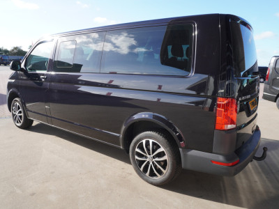 Volkswagen Transporter Kombi 2.0 TDI  150PK L2H1 9 Persoons nr. V120 | Airco | Cruise | Navi | trekhaak foto 7