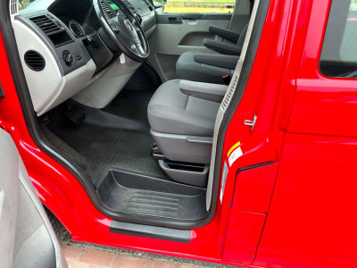 Volkswagen Transporter Kombi 2.0 TDI L1H1 9 PERSOONS AUTOMAAT MARGE 140 PK! 19