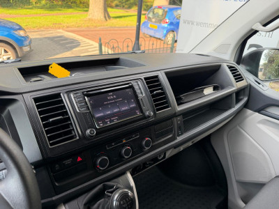 Volkswagen Transporter Kombi 2.0 TDI L1H1 Comfortline foto 13