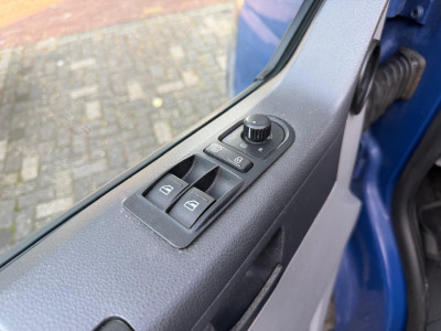 Volkswagen Transporter Kombi 2.0 TDI L2H1 Trendline foto 7