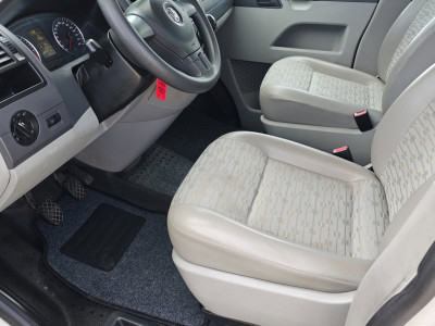 Volkswagen Transporter Kombi 2.0 TDI Lang 9 Persoons Trendline , 1e Eig. Airco , leuke personenbus! foto 13