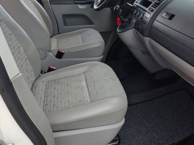 Volkswagen Transporter Kombi 2.0 TDI Lang 9 Persoons Trendline , 1e Eig. Airco , leuke personenbus! foto 20