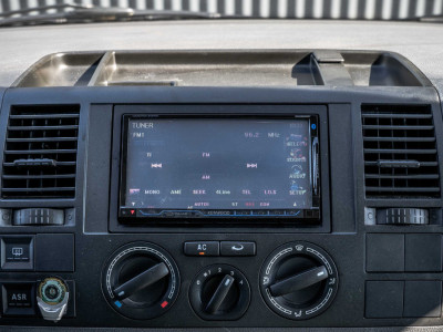 Volkswagen Transporter T5 L2H1 | Marge | 2.5 TDI | DC 5-Zits | 130 PK | 1ste Eigenaar | Cruise | Navi | Airco | Trekhaak foto 19