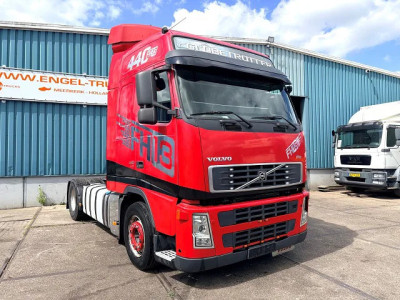 Volvo FH 13.440 GLOBETROTTER (12+2 GEARS MANUAL GEARBOX / EURO 5 / VBI-BRAKE / 2x TANK / AIRCONDITIONING / FRIDGE UNDER BED) 2