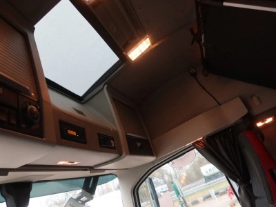 Volvo FH 420 Holland Truck foto 11