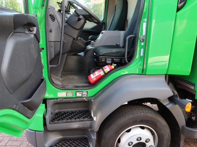 Volvo FL 210  Bak+Klep Dhollandia 1500 kg foto 7