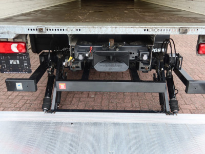 Volvo FL 280 Bakwagen+Klep Palfinger 1500kg. Comfort cabine foto 15