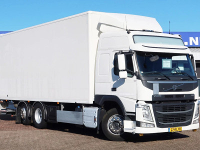 Volvo FM 420 6x2 Stuur-As L.Z.V uitvoering foto 3