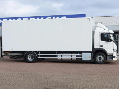Volvo FM 330 Bakwagen + DHollandia 1500 kg foto 14