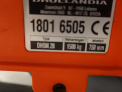 Volvo FM 330 Bakwagen + DHollandia 1500 kg foto 21