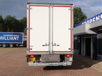 Volvo FM 330 Bakwagen + DHollandia 1500 kg foto 3