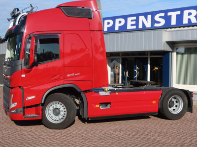 Volvo FM 420 Slaapcabine, Luchtvering achter foto 13