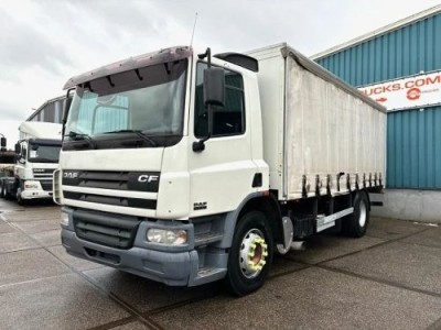 DAF 75 .310 4x2 WITH CURTAINSIDE BOX (EURO 3 / MANUAL GEARBOX / AIRCONDITIONING / 2.000 KG. LOADING PLATFORM)