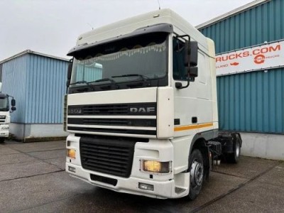 DAF 95.430 XF SPACECAB (EURO 3 / ZF16 MANUAL GEARBOX / ZF-INTARDER / AIRCONDITIONING / 870 LITER DIESELTANK)