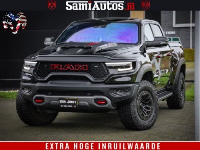 Dodge RAM 1500 TRX 702 PK 6.2 V8 | RED LINE | HELLCAT | RODE STIKSELS |  BOM VOL | 4x4 Crew Cab | DUBBELE CABINE DC | 5 PERSOONS | DIAMOND BLACK PEARL | EERSTE EIGENAAR | TOP STAAT |