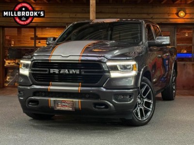 Dodge Ram 1500 5.7 V8 Laramie, Black Edition, Striping, LPG en Full option
