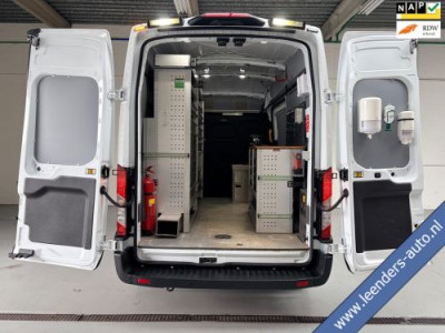 Ford E-Transit SERVICEWAGEN ELEKTRISCH AUTOMAAT 350 L2H3 Trend 68 kWh BOTT INRICHTING, V230 OMVORMER, RIJKLAARPRIJS!