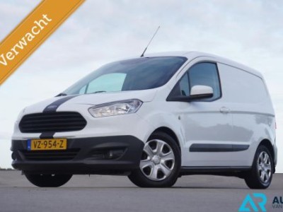 Ford Transit Courier * Benzine * Koelauto * Koelwagen * Koel