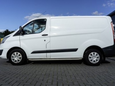 Ford Transit Custom 270 TDCI L1H1 | Navigatie | Cruise | Airco | PDC | Euro 6 | Geen stuurbekrachtiging