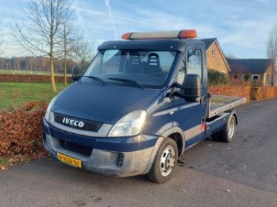 Iveco Daily 35C18 300 CLIMA BJ 2010