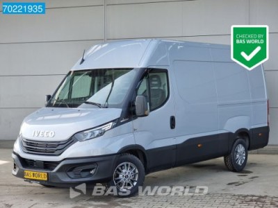 Iveco Daily 35S18 3.0l Automaat L2H2 LED ACC Navi Camera 12m3 Airco