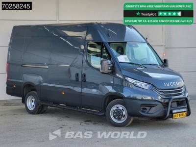 Iveco Daily 35C21 3.0L Automaat Black Edition 2025model L2H2 ACC Camera Parkeersensoren LED CarPlay Dubbellucht L2 12m3 Airco