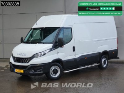 Iveco Daily 35S14 Automaat L2H2 3,5t Trekgewicht ACC LED Navi Airco Camera Parkeersensoren APK 09-2026 L2 Airco