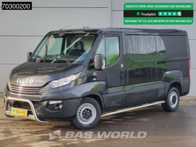 Iveco Daily 35S21 3.0L Automaat 210PK L2H1 3,5t Trekhaak Navi Airco Cruise Camera Parkeersensoren Euro6 Laag Dak L2 Airco Trekhaak Cruise control