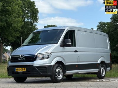 MAN TGE 30 2.0, AUTOMAAT, trekhaak met 3000KG trekgewicht, airco,cruise control, apple carplay,achteruitrijcamera, parkeersensoren