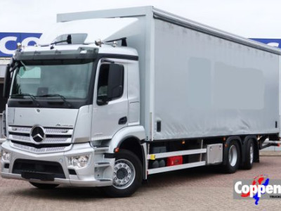 Mercedes-Benz Actros 2646 Curstainside Dhollandia 3.000kg ladebordwand Euro 6