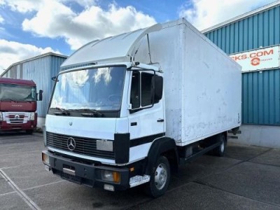 Mercedes-Benz LK 814 6-CILINDER WITH PLYWOOD BOX (FULL STEEL SUSPENSION / MANUAL GEARBOX)