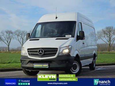 Mercedes-Benz SPRINTER 210